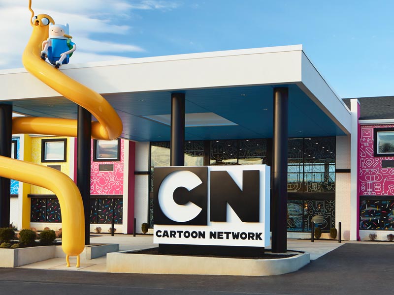 Cartoon Network Hotel and Dutch Wonderland - Chic Little Travelers
